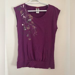 North Face Y2K Flower Top - 8/10 Condition